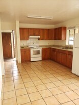 1915 Ulana St, Unit #3 in Honolulu, HI - Building Photo