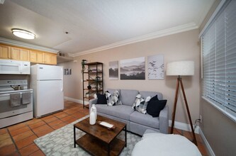 227 16th St in San Diego, CA - Building Photo - Building Photo
