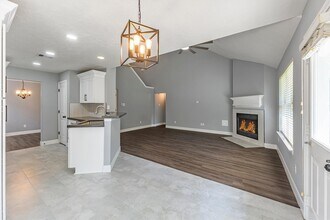 3227 Candlepine Dr in Spring, TX - Building Photo - Building Photo