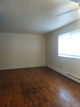 2044 Mills Ave in Norwood, OH - Building Photo - Building Photo