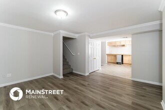 18417 Spruce St in Gardner, KS - Foto de edificio - Building Photo