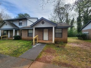 East View Apartments in Greensboro, GA - Building Photo - Building Photo