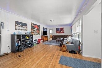 5379 E Falls View Dr in San Diego, CA - Building Photo - Building Photo