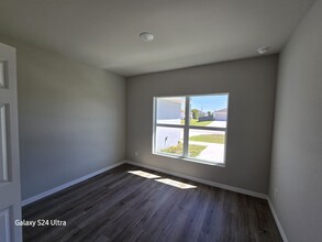 2936 NW 4th Pl in Cape Coral, FL - Building Photo - Building Photo