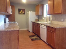 7427 Tanager St in Houston, TX - Building Photo