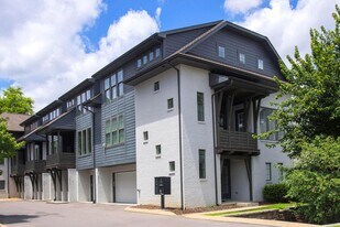 2021 Beech Ave in Nashville, TN - Building Photo