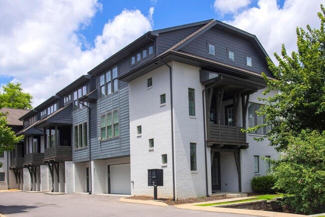 property at 2021 Beech Ave