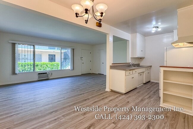 property at 145 N La Peer Dr