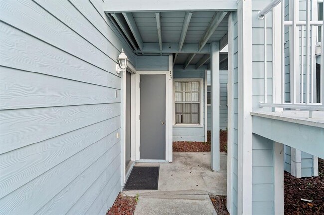 2051 Royal Bay Blvd in Kissimmee, FL - Building Photo - Building Photo