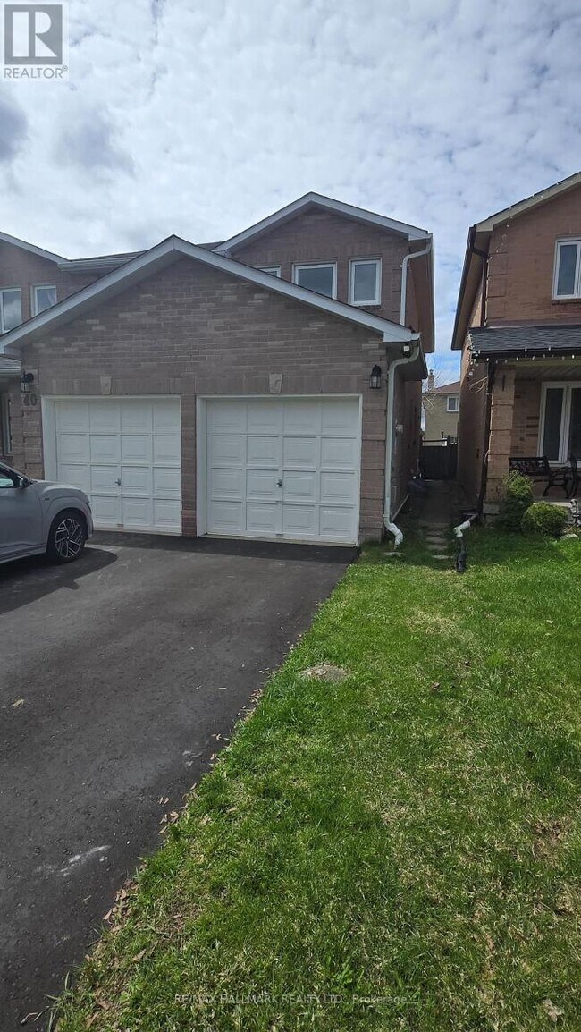 40 Brookmill Dr in Vaughan, ON - Building Photo - Building Photo