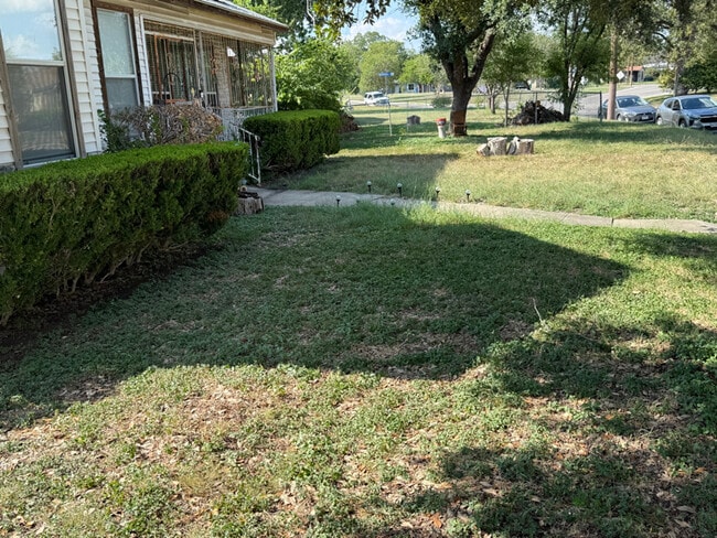 property at 707 Tulane Dr