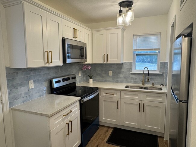 145 Alabama Ave NW in Fort Walton Beach, FL - Building Photo - Building Photo