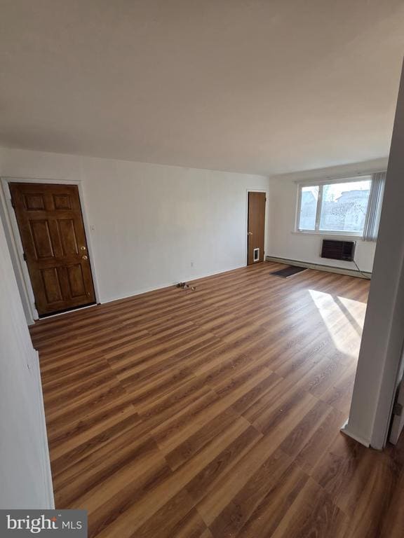 property at 219 W 6th St