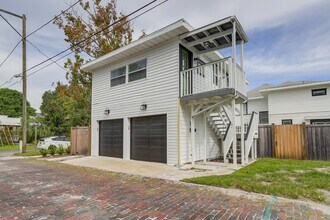 202 10th Ave NE in St. Petersburg, FL - Building Photo - Building Photo