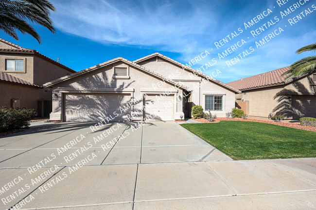 10844 W Palm Ln in Avondale, AZ - Foto de edificio - Building Photo