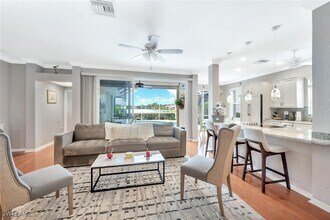 7090 Lone Oak Blvd in Naples, FL - Building Photo - Building Photo