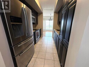 43 Ferndale Dr S in Barrie, ON - Building Photo - Building Photo