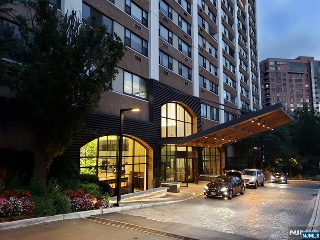 property at 250 Gorge Rd