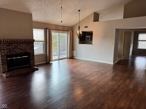 6625 Sunloch Ct in Indianapolis, IN - Building Photo - Building Photo