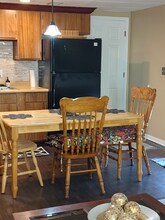 5204 Roman Dr in Louisville, KY - Foto de edificio - Building Photo