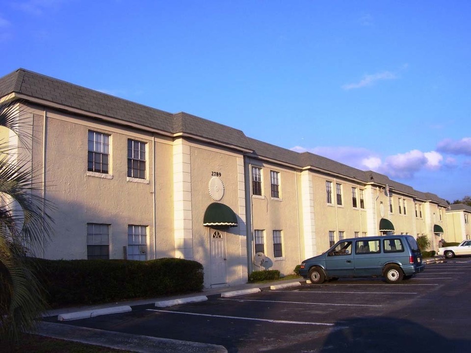 Catalina Isle Apartments in Orlando, FL - Foto de edificio