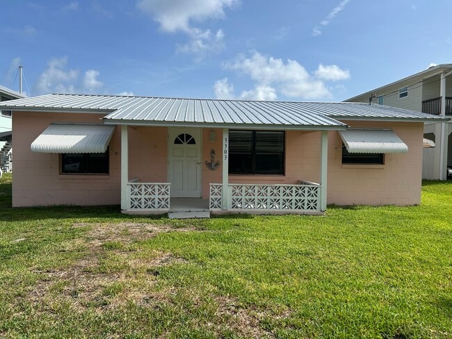 property at 3303 Minnow Creek Dr