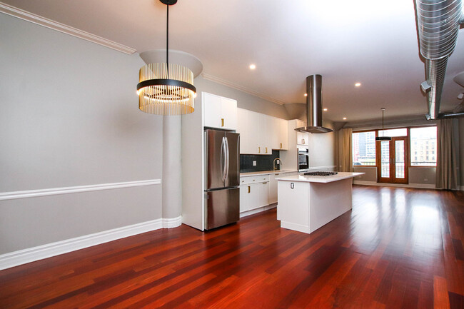 1152 W Fulton Market in Chicago, IL - Building Photo - Building Photo