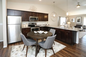 Redwood Brownstown West Road South in Brownstown, MI - Building Photo - Interior Photo