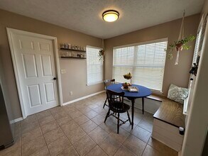 1008 Hunt Ct W in Pleasant View, TN - Building Photo - Building Photo