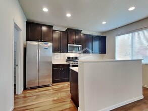 9011 NE 165th Ave in Vancouver, WA - Foto de edificio - Building Photo