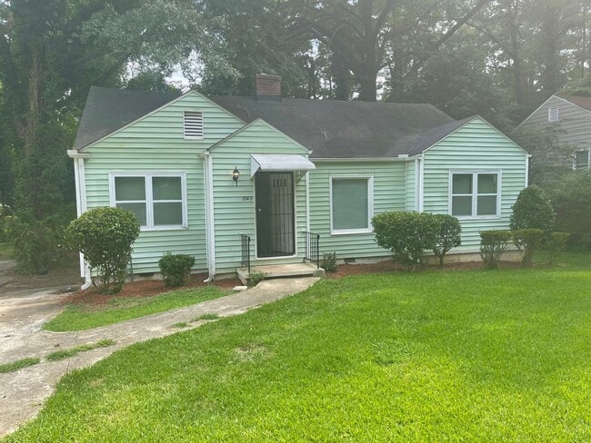 property at 1848 Cummings Dr SW