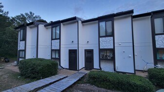 70 Camp Creek Rd N in Rosemary Beach, FL - Building Photo