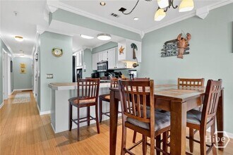 1 Center St, Unit 2 in Tybee Island, GA - Foto de edificio - Building Photo