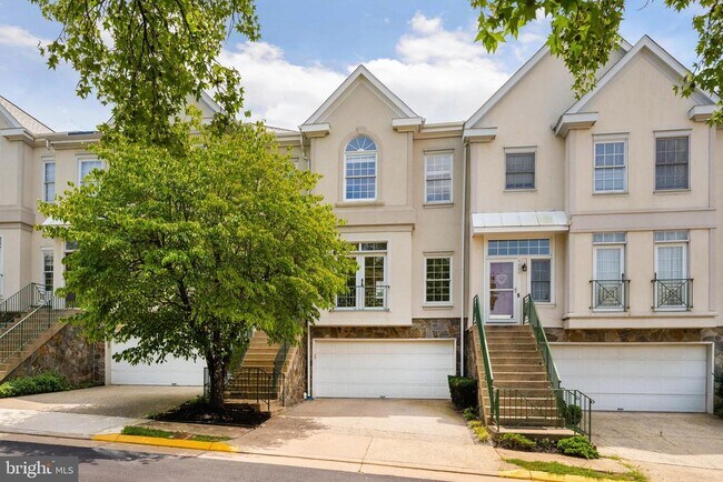 4022 Dogberry Ln in Fairfax, VA - Building Photo - Building Photo