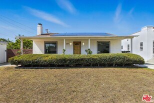 237 W Kelso St in Inglewood, CA - Building Photo