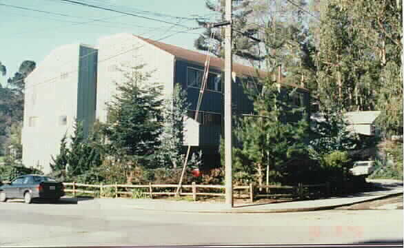 486 The Alameda in Half Moon Bay, CA - Foto de edificio - Building Photo