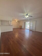 6923 E Rancho Vista Dr in Scottsdale, AZ - Building Photo - Building Photo