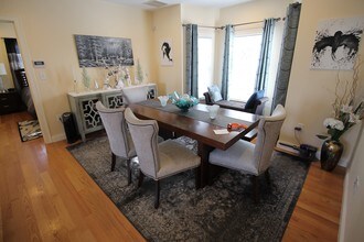 50 Carleton St, Unit 1x in Newton, MA - Building Photo - Building Photo