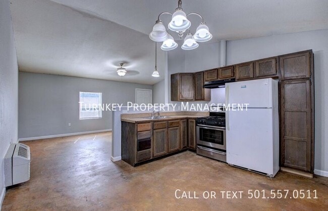 1426 Stanley St in Malvern, AR - Building Photo - Building Photo