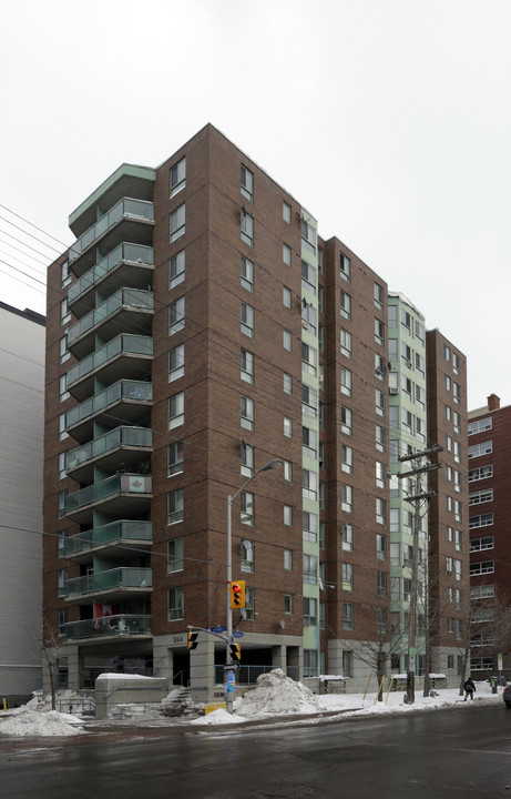 264 Lisgar St in Ottawa, ON - Building Photo