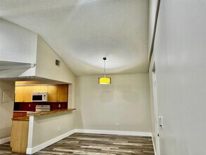 18850 NW 57th Ave in Hialeah, FL - Building Photo - Building Photo