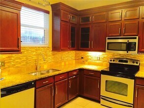 1049 Priory Cir in Winter Garden, FL - Building Photo - Building Photo