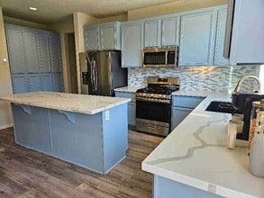 37852 Magnolia Ln in Palmdale, CA - Building Photo - Building Photo