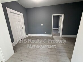 512 Maple Ave in Burlington, NC - Building Photo - Building Photo