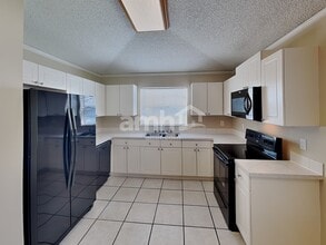 1127 Hidden Cove Cir S in Jacksonville, FL - Building Photo - Building Photo