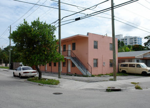 2601 NW 1st Ave in Miami, FL - Building Photo - Building Photo