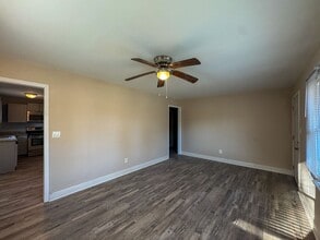 1849 Broadell Dr in Fayetteville, NC - Building Photo - Building Photo