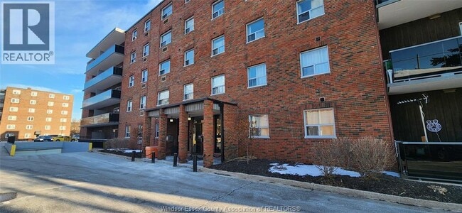 property at 3900 Wyandotte St E