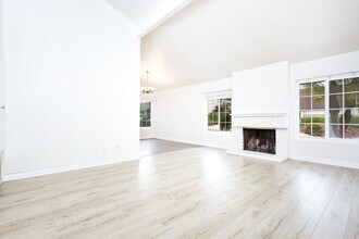 5436 Mantua Ct in San Diego, CA - Building Photo - Building Photo