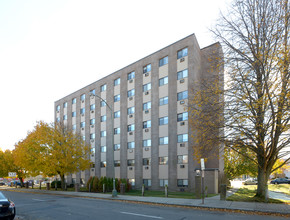 Bedford Towers in New Bedford, MA - Building Photo - Building Photo